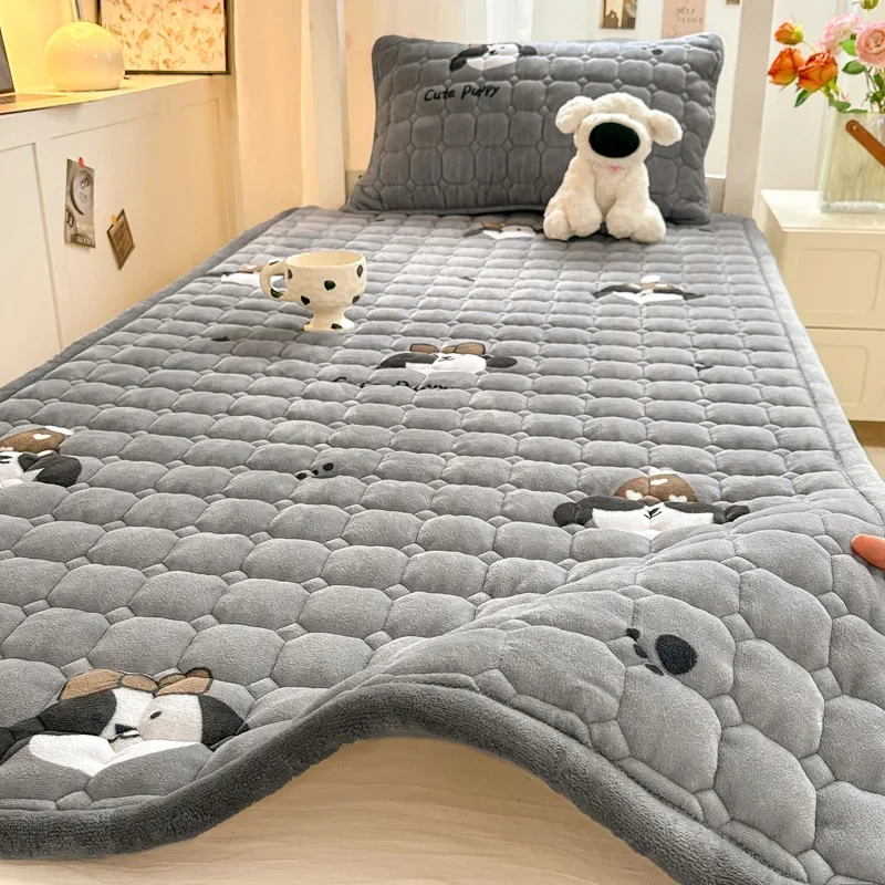 مرتبة سرير دافئة مطبوعة برسوم  - مراجعة Home Textiles Super Soft وسعره